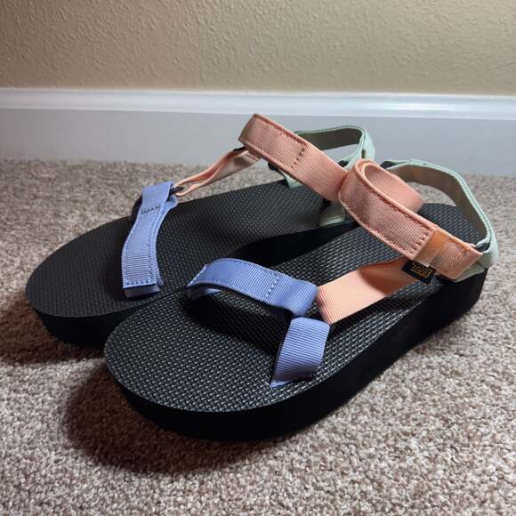 Teva Women's Flatform Universal Platform Sandals - Picture 1 of 4
